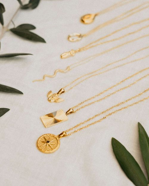 Red Porsche moving fast